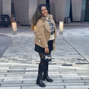Meet your Posher, Aamina